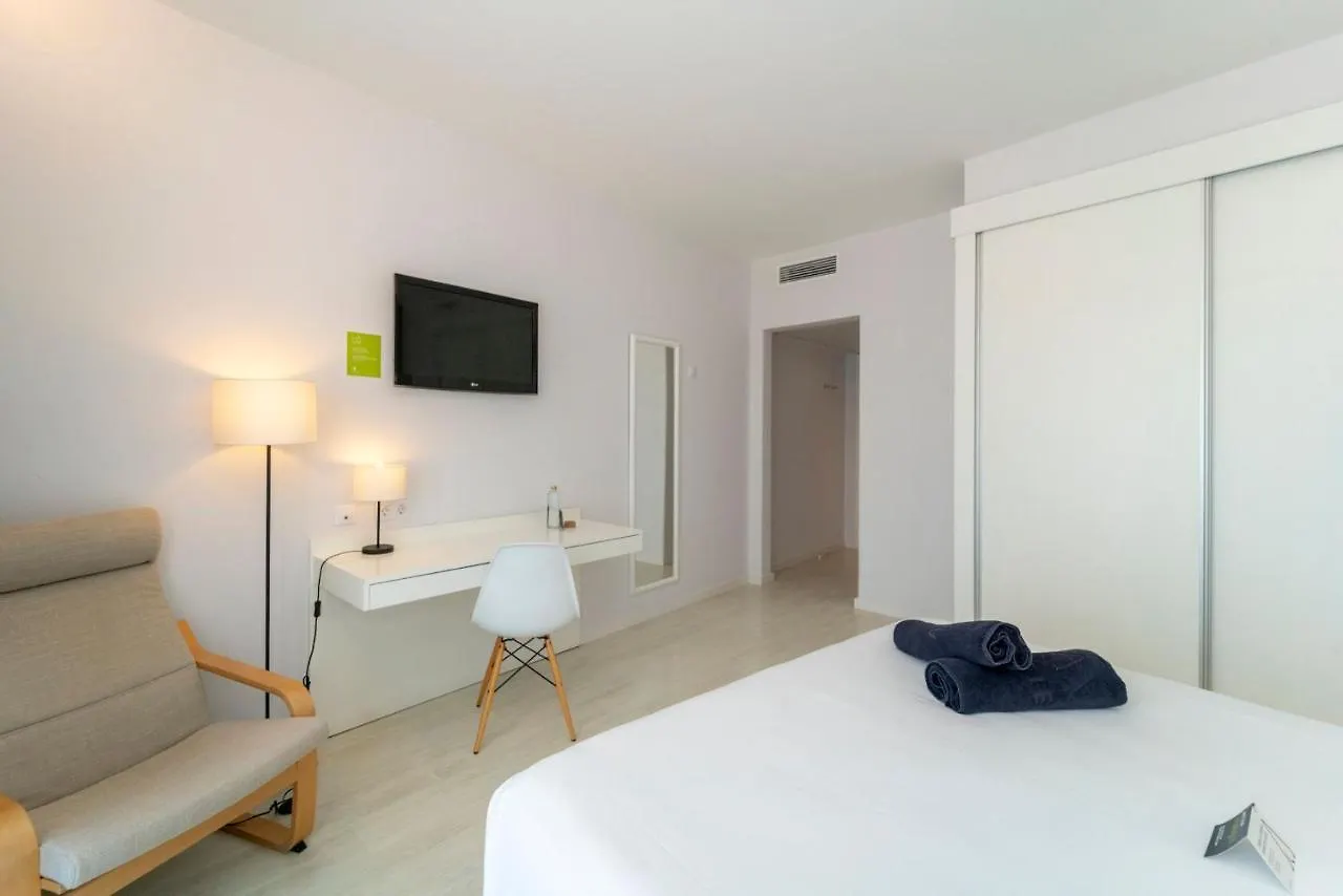 Artiem Carlos - Adults Only Es Castell  Hotel